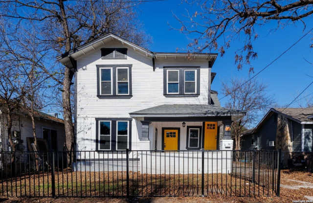 109 Blue Bonnet unit: 1 photos photos