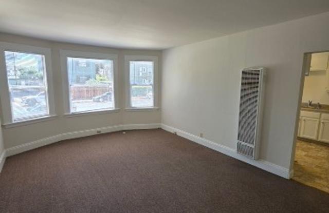 422 East 15th Street photos photos