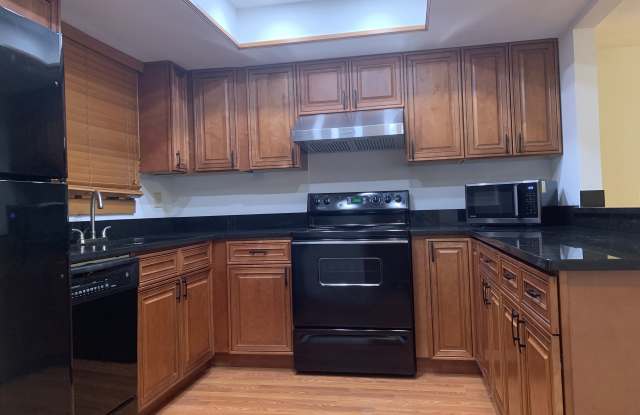 1957 Savannah Pkwy Gallery 2