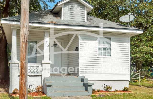 1165 Hart Street photos photos