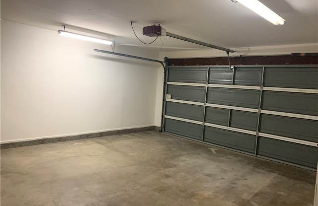 10331 Sande Street Gallery 2