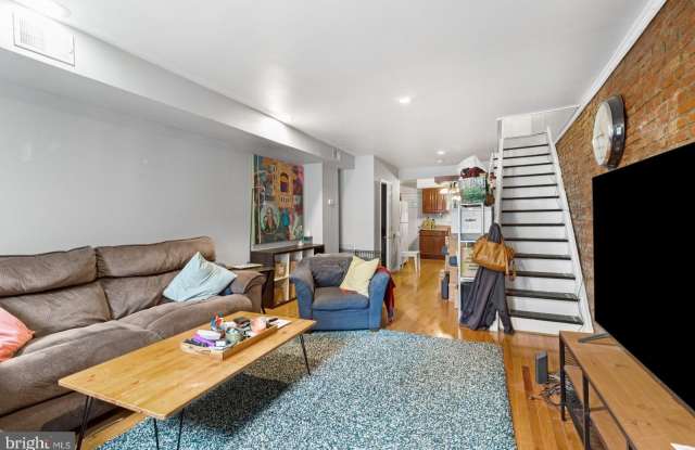 633 HOFFMAN Street photos photos