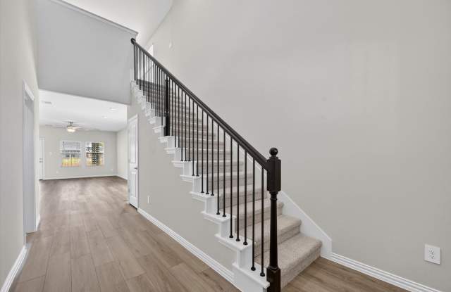 1402 Bridgestone Drive photos photos