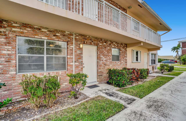 2001 Northeast 38th Street - 2 - 2001 NE 38th St, Lighthouse Point, FL 33064