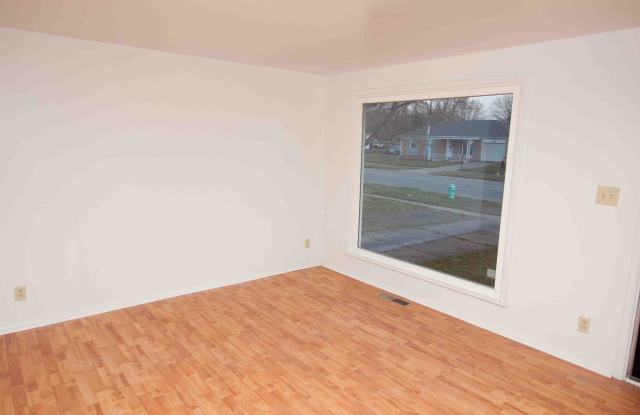 5944 Gateway Dr. Gallery 2