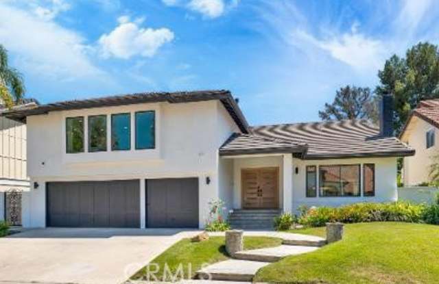 18340 Sandringham Court photos photos