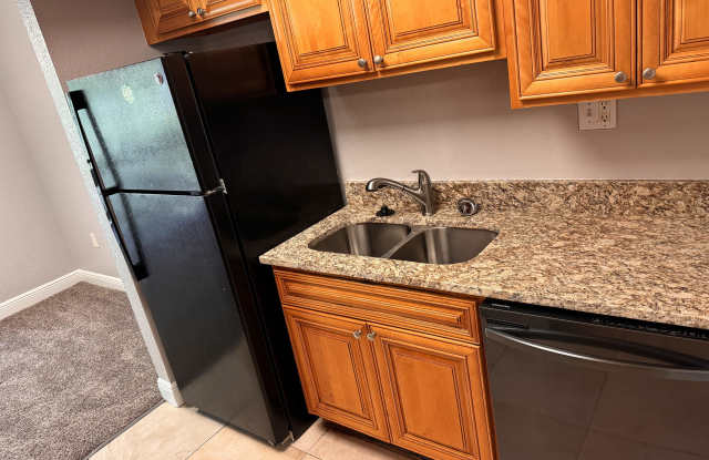 4731 South Texas Avenue - 1Apt C Gallery 2