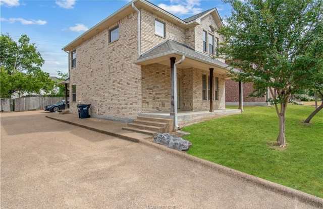 304 Sterling Street - 304 Sterling Street, College Station, TX 77840