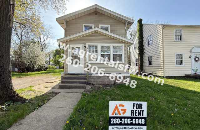 2 Bedroom House - 3714 Gaywood Drive, Fort Wayne, IN 46806 2 Bedroom House - 3714 Gaywood Drive, Fort Wayne, IN 46806