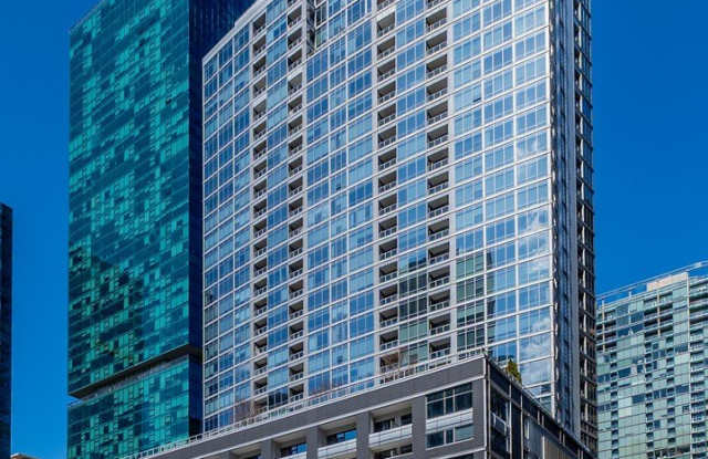 240 E Illinois Street unit: 604 photos photos