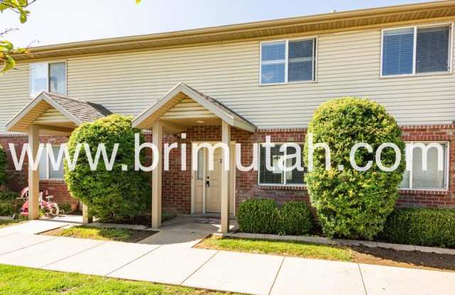 285 W. Center St. - 4 - 285 West Center Street, Bountiful, UT 84010 285 W. Center St. - 4 - 285 West Center Street, Bountiful, UT 84010