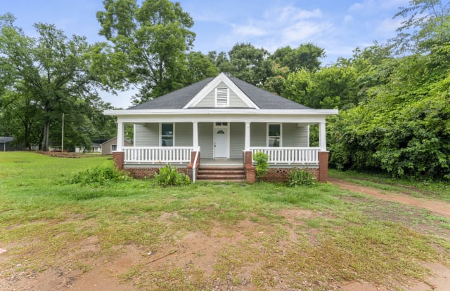 727 East Broadway Street - 727 East Broadway Street, Griffin, GA 30223 727 East Broadway Street - 727 East Broadway Street, Griffin, GA 30223