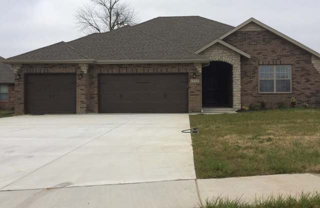 Fully Fenced 4 Bedroom Home - Pearson Park/Strafford MO photos photos