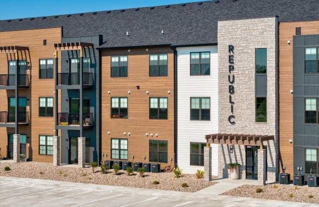 300 Anthem Drive Gallery 3