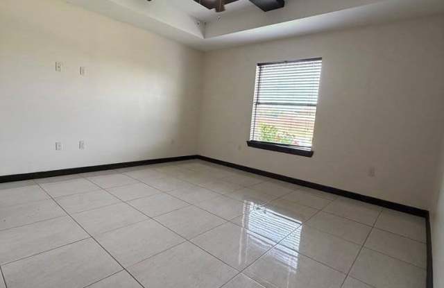 4712 Espinosa Ln Gallery 4
