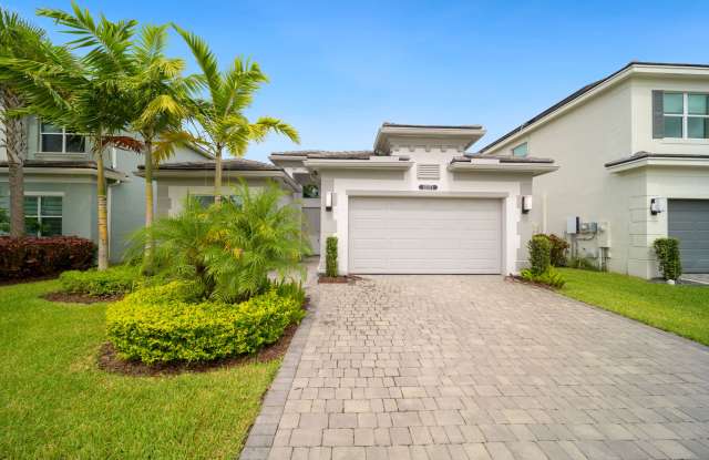 15371 Green River Ct photos photos