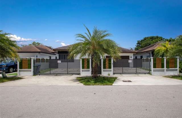 1550 SW 89th Ct - 1550 Southwest 89th Court, Westchester, FL 33174