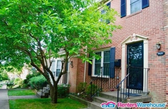 7439 Chummley Court - 7439 Chummley Court, Idylwood, VA 22043