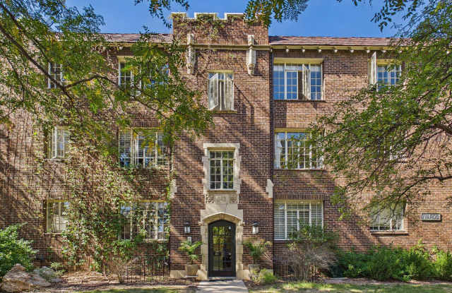 Gorgeous apartment near Cheesman Park! Gallery 1