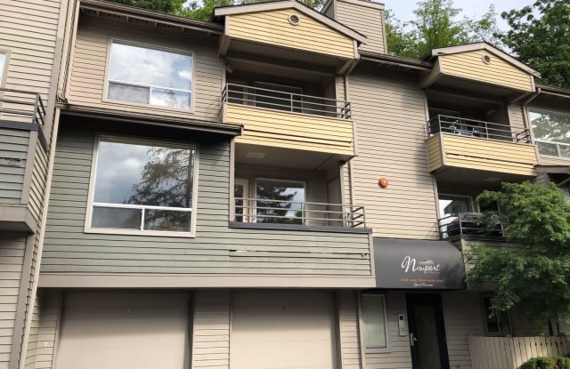 3540 Lake Washington Blvd #210 - 3540 118th Avenue Southeast, Bellevue, WA 98006