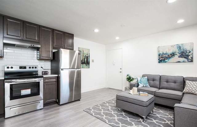 4240 Menlo Ave photos photos