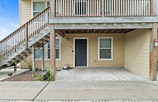 659 Redwood Avenue photos photos