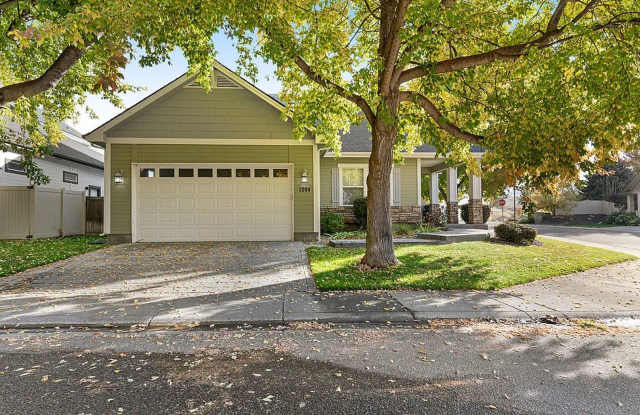 Charming 3 Bedroom Home in Eagle – Minutes to Eagle Bike Park photos photos