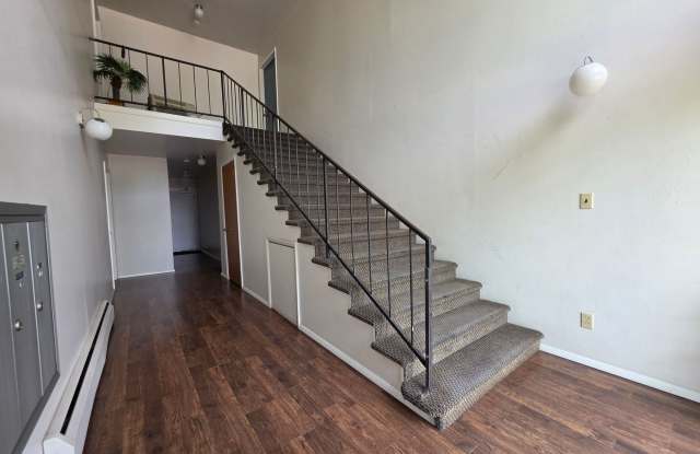 2 Bed Ground Floor Unit *$1000 Deposit* Gallery 3
