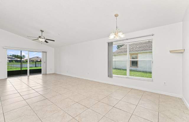 2821 Maguire Drive Gallery 4