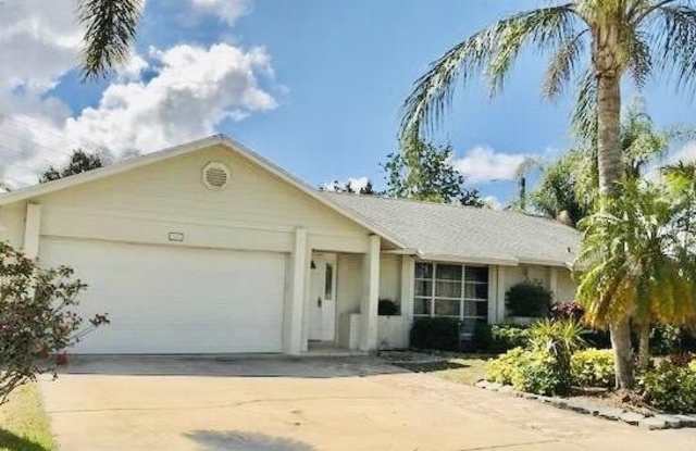1925 Shower Tree Way photos photos