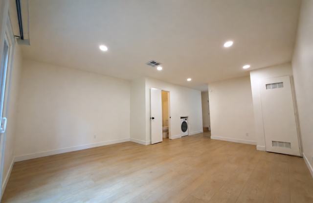 360 Pioneer Dr Gallery 4