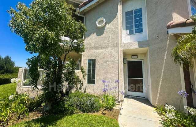 1045 South Dewcrest photos photos