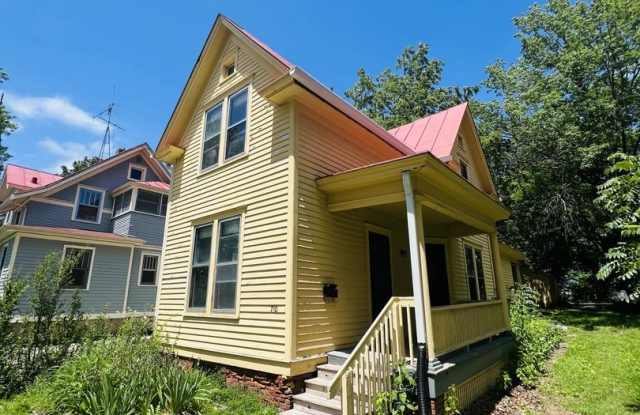 710 E Davenport St - Close to downtown Iowa City photos photos