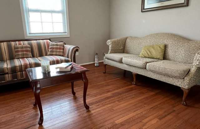 5008 TIBBITT LANE Gallery 4