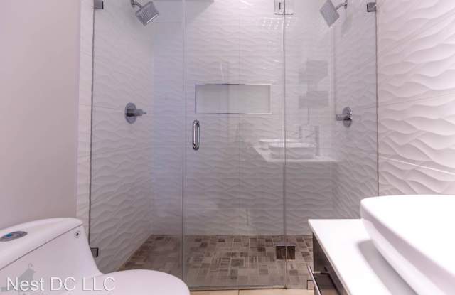1330 Montello Avenue NE, Unit 1 Gallery 4