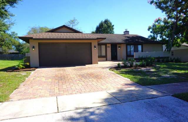7707 Clubhouse Estates Dr Gallery 2