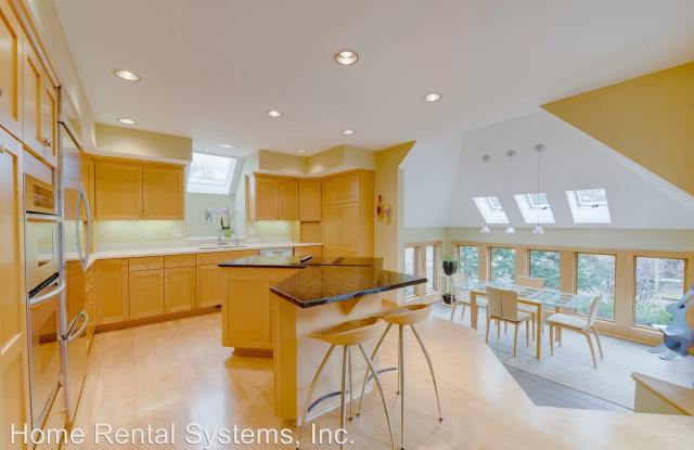 6508 Parnell Avenue Gallery 2