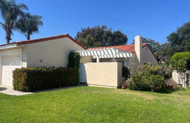 2+bd/1ba Single Story Duplex Minutes Drive From the Ocean! photos photos