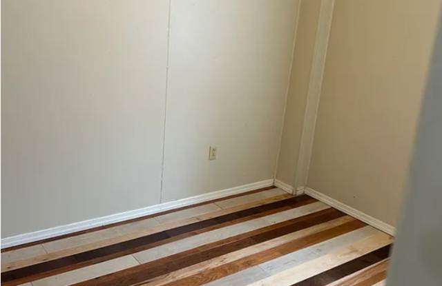 6 Memorial Dr Gallery 2