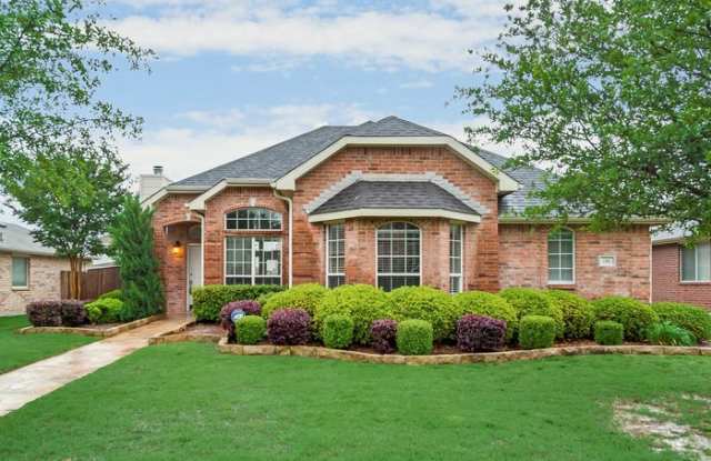 116 Maywood Drive Gallery 4