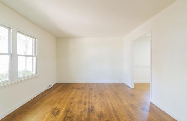 5020 Coronado Drive Gallery 4