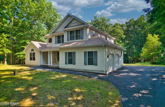 105 Seneca Court photos photos