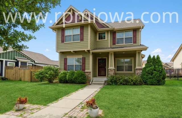 LARGE PRAIRIE TRAIL HOME!! 4 Bedroom, 3.5 Bath Home in Ankeny photos photos