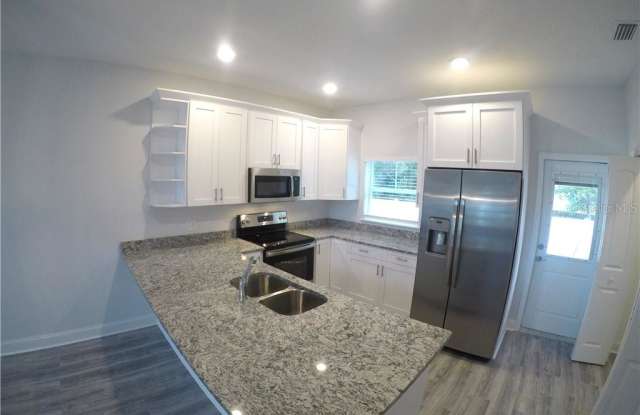8708 W KENYON VIEW COURT Gallery 4