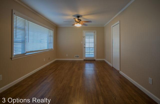 1160 Oakview Drive Gallery 3