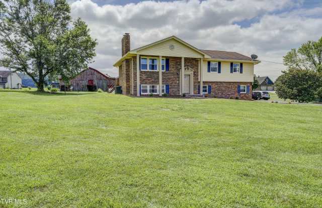 938 Suncrest Drive photos photos