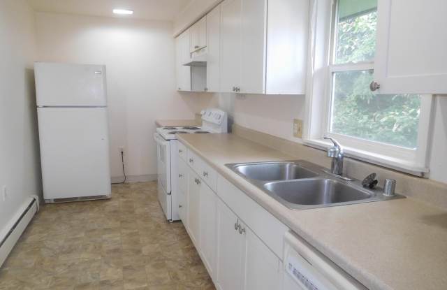 816 N Bunn - 816 North Bunn Street, Anchorage, AK 99508 816 N Bunn - 816 North Bunn Street, Anchorage, AK 99508