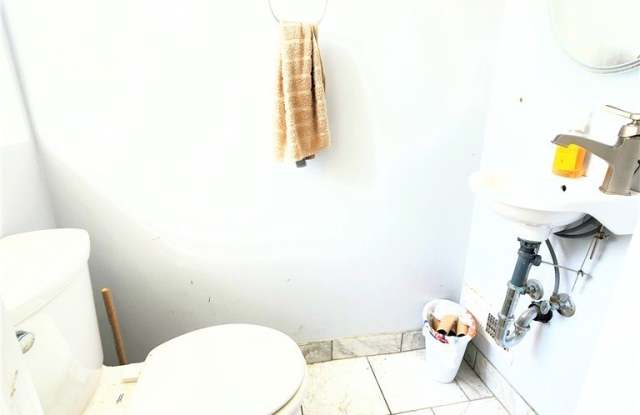 6533 Rosemoor St photos photos