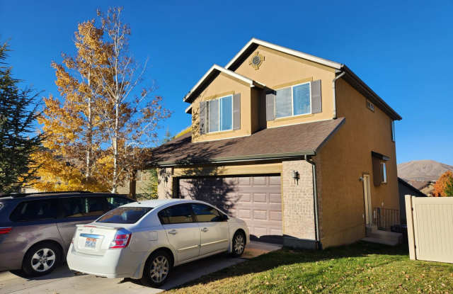 Great 5 Bed 2.5 Bath Home Newly Remodeled photos photos