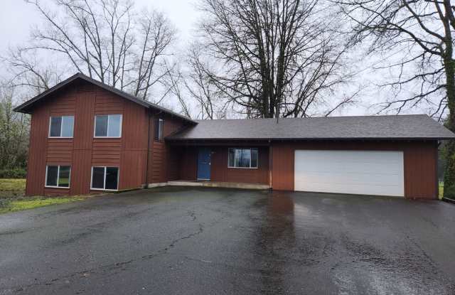 4 Bedroom 2 Bath House Gallery 3